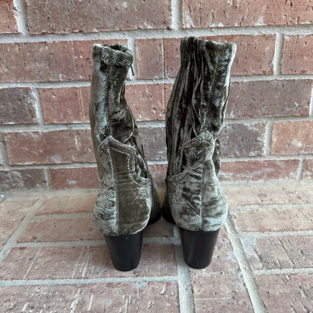 Gianni Bini Western Olive Green Velvet Boots Size 8.5 - Picture 3 of 7